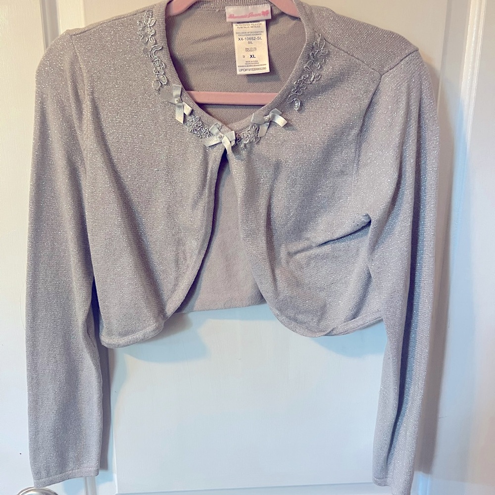 Girls fancy bolero jacket, silver, long sleeve, detailed collar